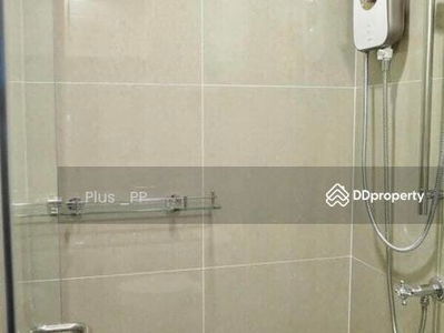 The Editor Vertical Village Sapankwai, Bangkok, Thailand The Editor Vertical Village Sapankwai, Bangkok, Thailand