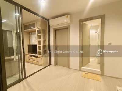 Life Asoke-Rama 9, Bangkok, Thailand Life Asoke-Rama 9, Bangkok, Thailand