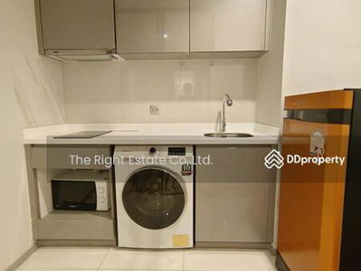 Life Asoke-Rama 9, Bangkok, Thailand Life Asoke-Rama 9, Bangkok, Thailand