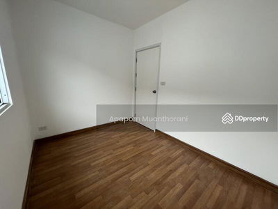 Pruksa102, Nakhon Pathom, Thailand Pruksa102, Nakhon Pathom, Thailand