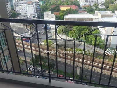 The Crest Sukhumvit 34, Bangkok, Thailand The Crest Sukhumvit 34, Bangkok, Thailand