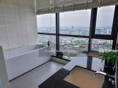 Urbano Absolute, Bangkok, Thailand Urbano Absolute, Bangkok, Thailand