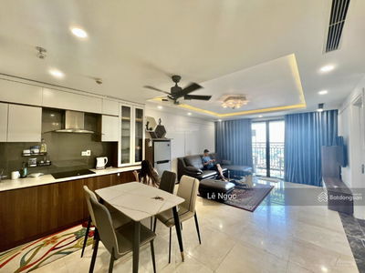 D'. Le Roi Soleil, Vietnam D'. Le Roi Soleil, Vietnam