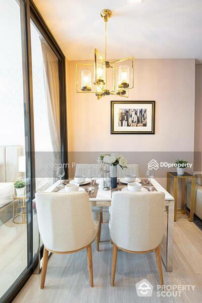 Life One Wireless, Bangkok, Thailand Life One Wireless, Bangkok, Thailand