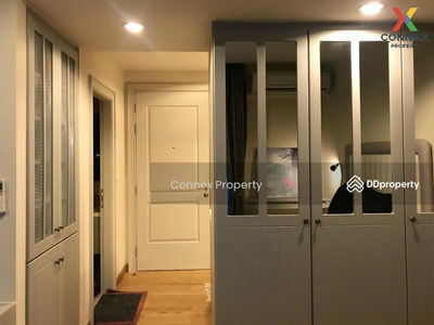 The Editor Vertical Village Sapankwai, Bangkok, Thailand The Editor Vertical Village Sapankwai, Bangkok, Thailand