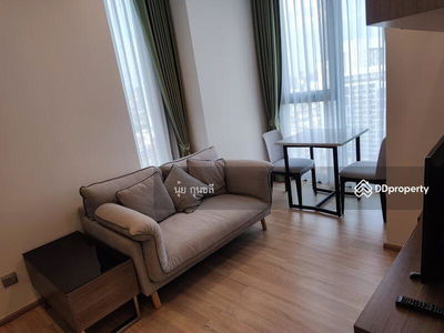 The Line Phahon-Pradipat, Bangkok, Thailand The Line Phahon-Pradipat, Bangkok, Thailand