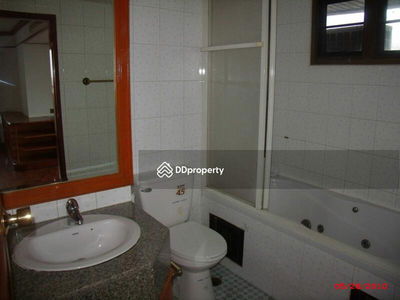 Condo ready to move in, Phatthanakan Road 51, Bangkok., Thailand Condo ready to move in, Phatthanakan Road 51, Bangkok., Thailand