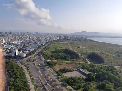 Blooming Tower, Vietnam Blooming Tower, Vietnam