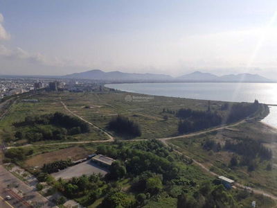 Blooming Tower, Vietnam Blooming Tower, Vietnam