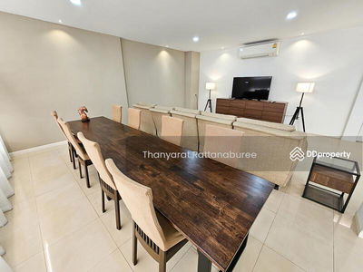 Banklangkrung Grande Vienna Rama 3, Bangkok, Thailand Banklangkrung Grande Vienna Rama 3, Bangkok, Thailand