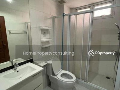 Klang Krung Resort (Ratchada 7), Bangkok, Thailand Klang Krung Resort (Ratchada 7), Bangkok, Thailand