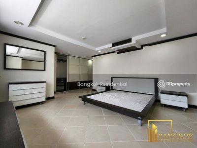 Windsor Tower, Bangkok, Thailand Windsor Tower, Bangkok, Thailand