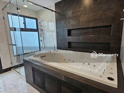 Mantana Bangna Km.7, Samut Prakan, Thailand Mantana Bangna Km.7, Samut Prakan, Thailand