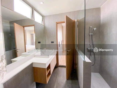 NS Tower Central City Bangna, Bangkok, Thailand NS Tower Central City Bangna, Bangkok, Thailand