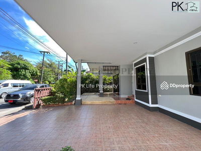 Housing in Kathu, Thailand Housing in Kathu, Thailand