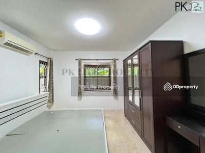 Gehäuse In Kathu, Thailand Gehäuse In Kathu, Thailand