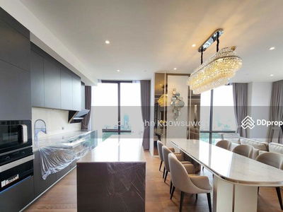 Muniq Langsuan, Bangkok, Thailand Muniq Langsuan, Bangkok, Thailand