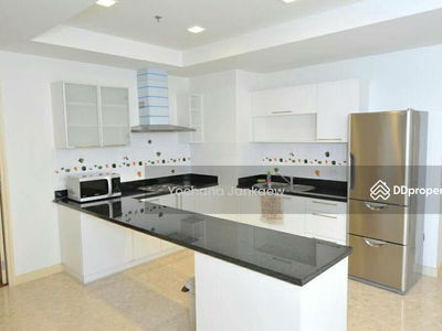 Nusasiri Grand, Bangkok, Thailand Nusasiri Grand, Bangkok, Thailand