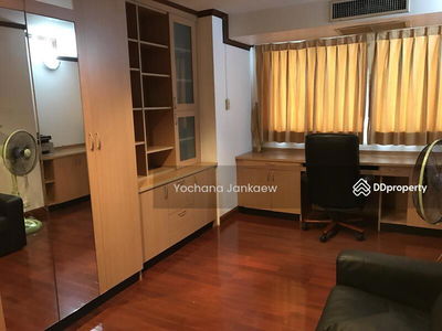 The Waterford Diamond Tower Sukhumvit, Bangkok, Thailand The Waterford Diamond Tower Sukhumvit, Bangkok, Thailand