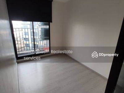 KnightsBridge Phaholyothin Interchange, Bangkok, Thailand KnightsBridge Phaholyothin Interchange, Bangkok, Thailand