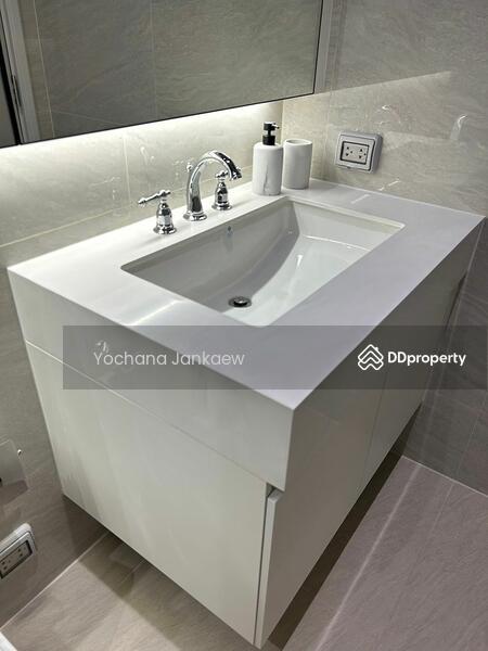 Muniq Langsuan, Bangkok, Thailand Muniq Langsuan, Bangkok, Thailand