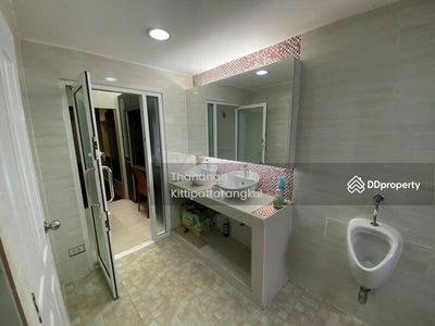 Phattanakarn 44, Bangkok, Thailand Phattanakarn 44, Bangkok, Thailand