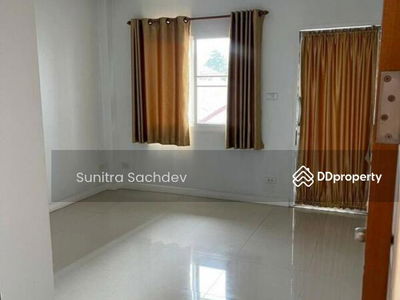 Baan Pattanakarn, Bangkok, Thailand Baan Pattanakarn, Bangkok, Thailand