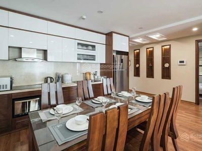 D'. Le Roi Soleil, Vietnam D'. Le Roi Soleil, Vietnam