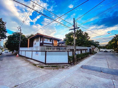 Can't find it, Bangkok, Thailand Can't find it, Bangkok, Thailand