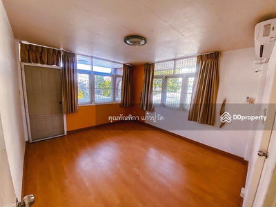 Can't find it, Bangkok, Thailand Can't find it, Bangkok, Thailand