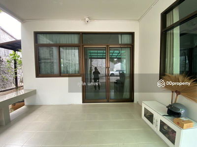 House for rent, Golden Town Wang Hin Village, Khao Taeng On, Sriracha, fully furnished, ready to move in, Chon Buri, Thailand House for rent, Golden Town Wang Hin Village, Khao Taeng On, Sriracha, fully furnished, ready to move in, Chon Buri, Thailand