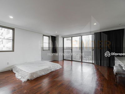 Govind Tower, Bangkok, Thailand Govind Tower, Bangkok, Thailand