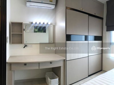 Life Asoke, Bangkok, Thailand Life Asoke, Bangkok, Thailand