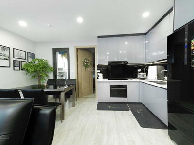 The Sun Me Tri, Vietnam The Sun Me Tri, Vietnam