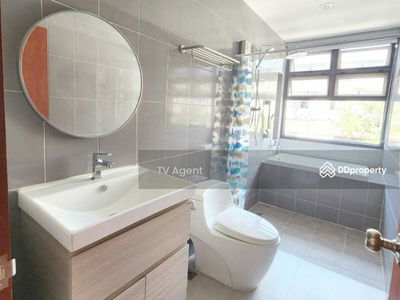 Soi Wat Sam Ngam, Rama 1 Road, Size, Bangkok, Thailand Soi Wat Sam Ngam, Rama 1 Road, Size, Bangkok, Thailand