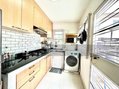 Chuan Chuen Village, Modus Chaengwattana, Nonthaburi, Thailand Chuan Chuen Village, Modus Chaengwattana, Nonthaburi, Thailand