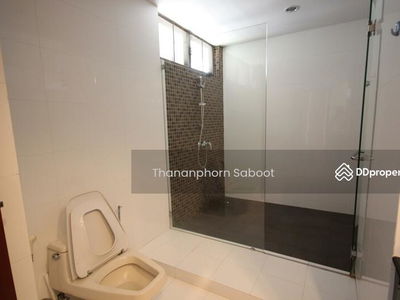 Dera Mansion, Bangkok, Thailand Dera Mansion, Bangkok, Thailand