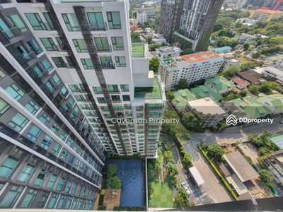 Rhythm Sukhumvit 36-38, Bangkok, Thailand Rhythm Sukhumvit 36-38, Bangkok, Thailand