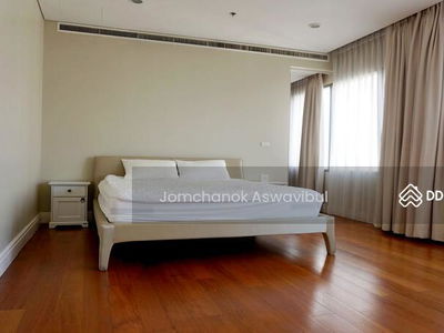 Bright Sukhumvit 24, Bangkok, Thailand Bright Sukhumvit 24, Bangkok, Thailand