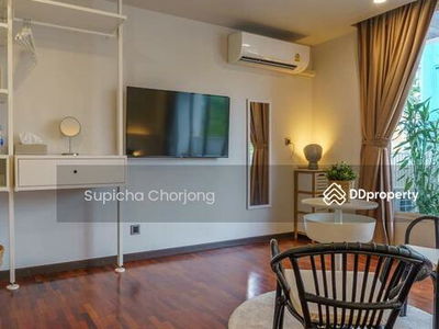 10110, Bangkok, Thailand 10110, Bangkok, Thailand