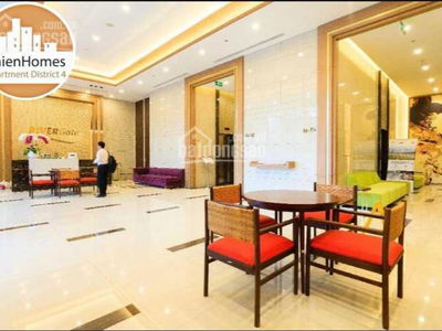 River Gate, Vietnam River Gate, Vietnam