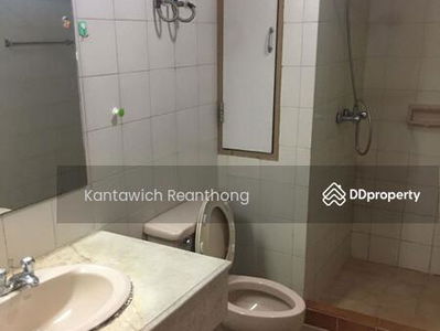 D.S. Tower 1 Sukhumvit 33, Bangkok, Thailand D.S. Tower 1 Sukhumvit 33, Bangkok, Thailand