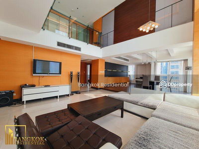 Langsuan Ville, Bangkok, Thailand Langsuan Ville, Bangkok, Thailand