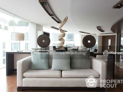 15 Sukhumvit Residences, Bangkok, Thailand 15 Sukhumvit Residences, Bangkok, Thailand