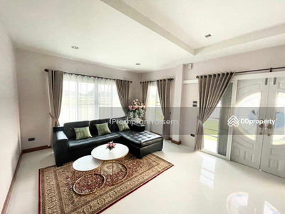 House for rent, 4 bedrooms, 4 bathrooms, very large land, 200 sq m., Chiang Mai, Thailand House for rent, 4 bedrooms, 4 bathrooms, very large land, 200 sq m., Chiang Mai, Thailand