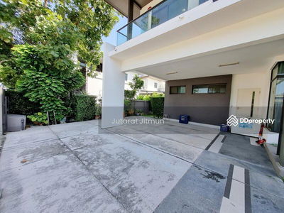 Mantana Bangna Km.7, Samut Prakan, Thailand Mantana Bangna Km.7, Samut Prakan, Thailand