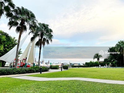 Terminal 21, New Sathorn International (2 km.), Bangkok University, Khlong Toei (4.5 km.), Bangkok, Thailand Terminal 21, New Sathorn International (2 km.), Bangkok University, Khlong Toei (4.5 km.), Bangkok, Thailand