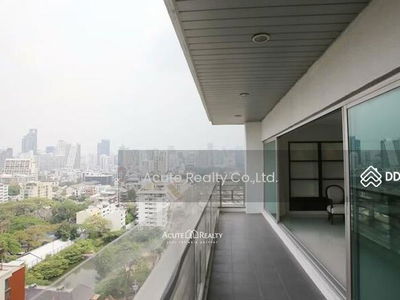 Royal Residence Park, Bangkok, Thailand Royal Residence Park, Bangkok, Thailand