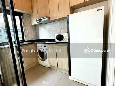 Townhouse in Compound, Bangkok, Thailand Townhouse in Compound, Bangkok, Thailand