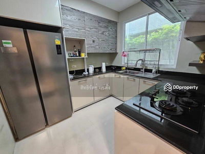 Two Grande Monaco Bangna-Wongwaen, Bangkok, Thailand Two Grande Monaco Bangna-Wongwaen, Bangkok, Thailand